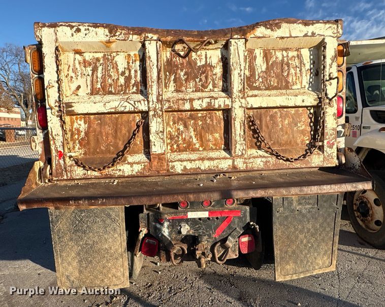 image for item FB8477 2011 International WorkStar 7400 dump truck