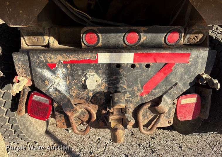 image for item FB8477 2011 International WorkStar 7400 dump truck