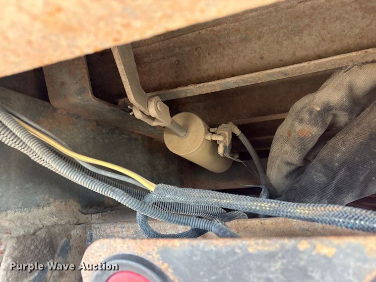 image for item FB8477 2011 International WorkStar 7400 dump truck