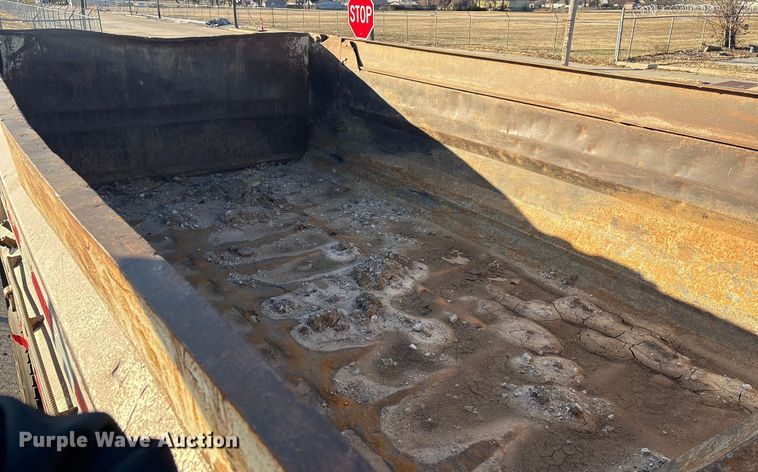 image for item FB8477 2011 International WorkStar 7400 dump truck