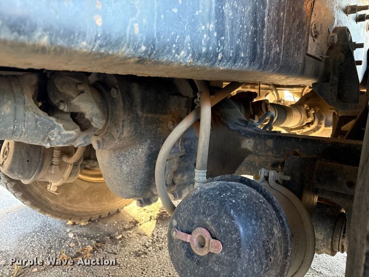 image for item FB8477 2011 International WorkStar 7400 dump truck