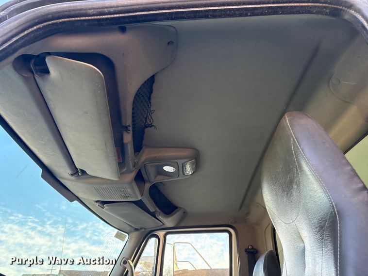 image for item FB8477 2011 International WorkStar 7400 dump truck