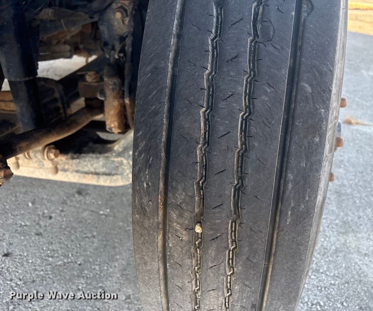 image for item FB8477 2011 International WorkStar 7400 dump truck