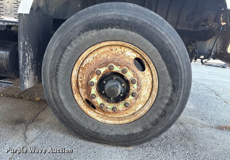 image for item FB8477 2011 International WorkStar 7400 dump truck