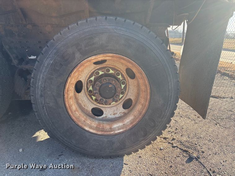 image for item FB8477 2011 International WorkStar 7400 dump truck