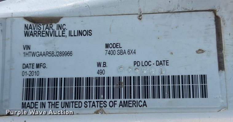 image for item FB8477 2011 International WorkStar 7400 dump truck