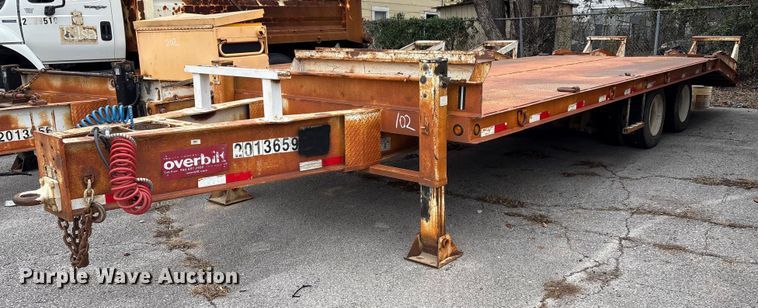 image for item FB8478 2013 Overbilt equipment trailer
