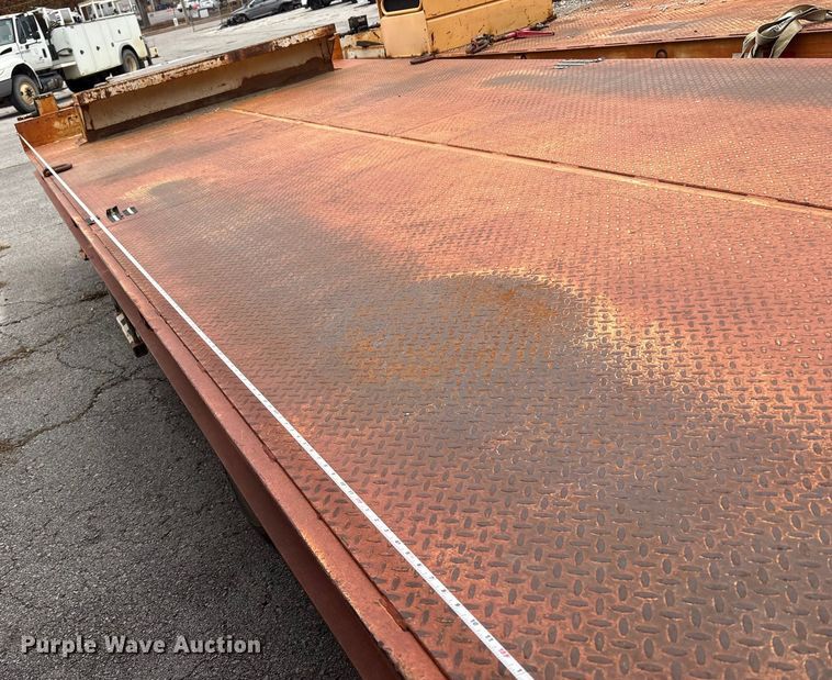 image for item FB8478 2013 Overbilt equipment trailer