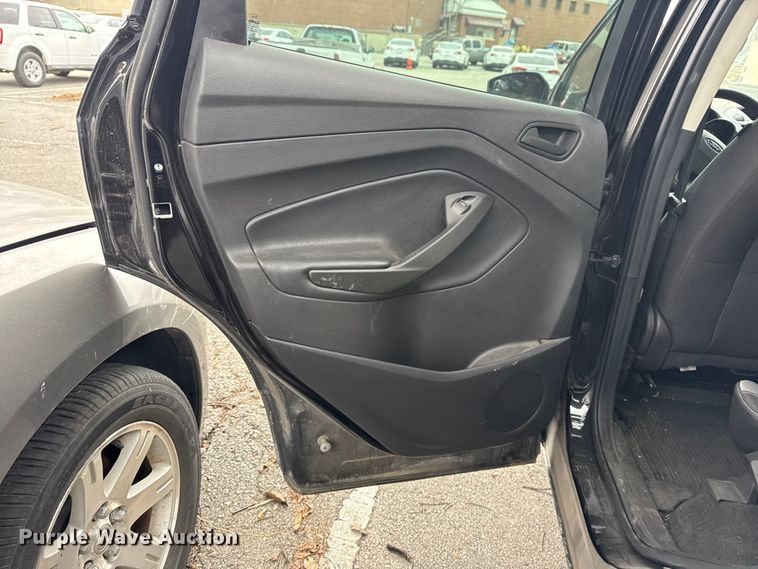 image for item FB8479 2019 Ford Escape SUV