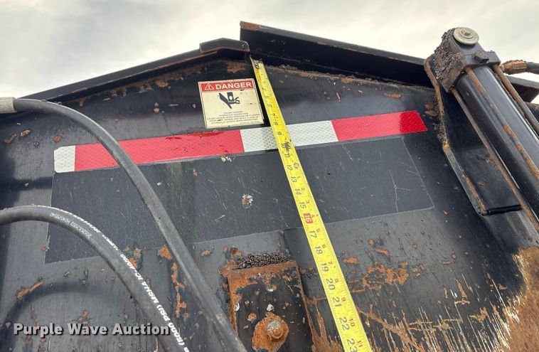 image for item FB8480 2002 International 4400 Pro patch Hot Box Truck for Asphalt