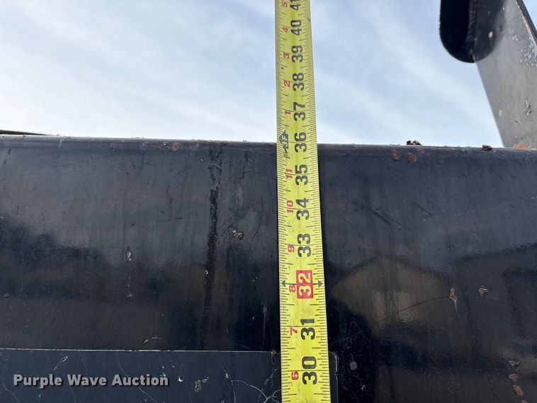 image for item FB8480 2002 International 4400 Pro patch Hot Box Truck for Asphalt