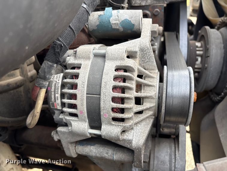 image for item FB8480 2002 International 4400 Pro patch Hot Box Truck for Asphalt