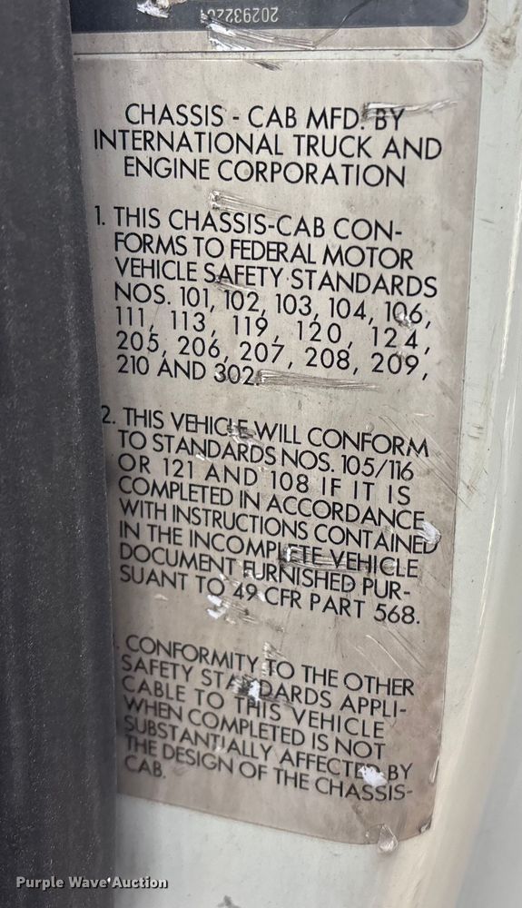 image for item FB8480 2002 International 4400 Pro patch Hot Box Truck for Asphalt