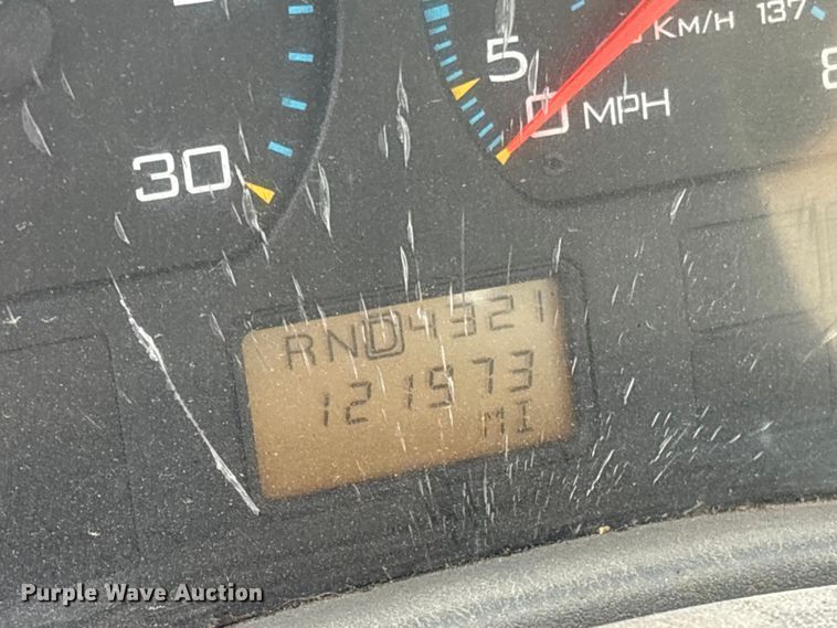 image for item FB8480 2002 International 4400 Pro patch Hot Box Truck for Asphalt