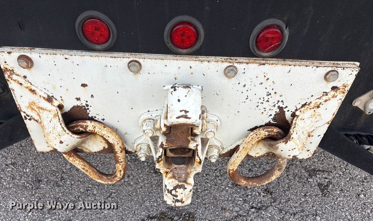 image for item FB8483 2010 International 7400 Service Truck