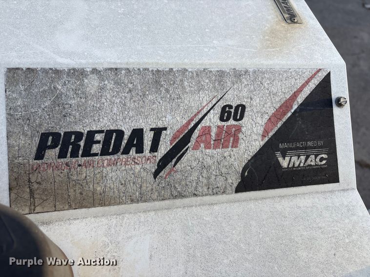 image for item FB8483 2010 International 7400 Service Truck