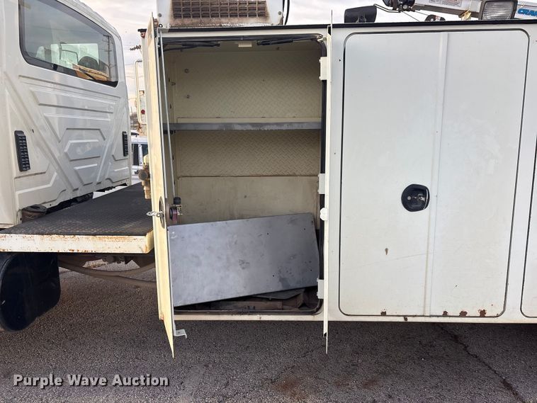 image for item FB8483 2010 International 7400 Service Truck