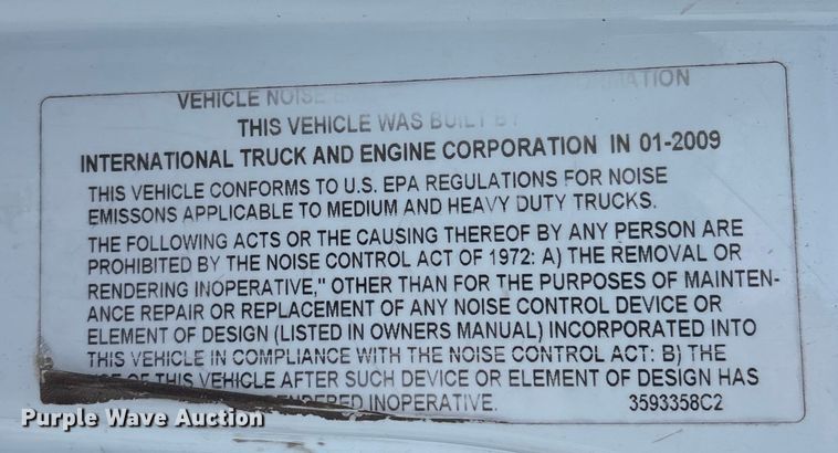 image for item FB8483 2010 International 7400 Service Truck
