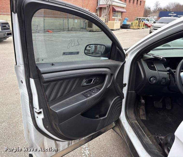 image for item FB8484 2014 Ford Taurus Police Interceptor 