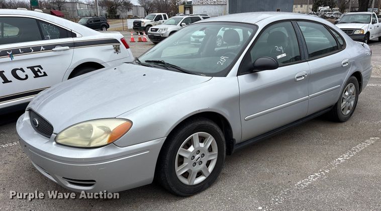 image for item FB8485 2005 Ford Taurus 