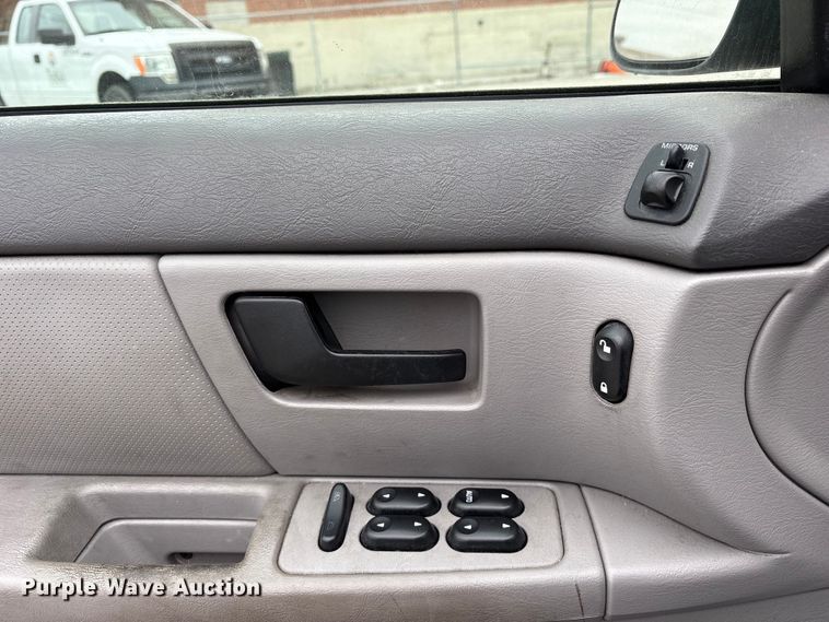 image for item FB8485 2005 Ford Taurus 