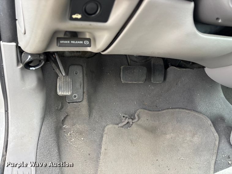 image for item FB8485 2005 Ford Taurus 