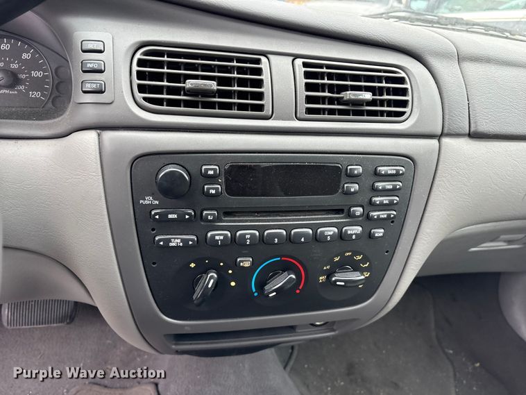 image for item FB8485 2005 Ford Taurus 