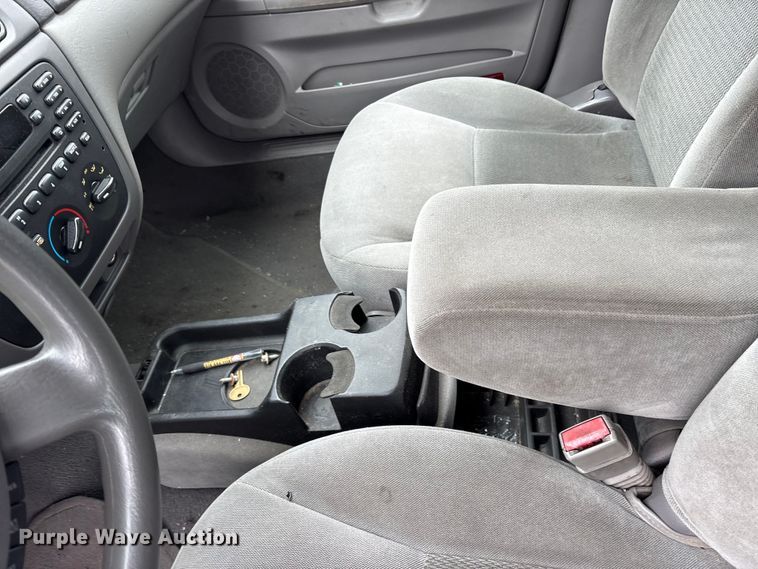 image for item FB8485 2005 Ford Taurus 