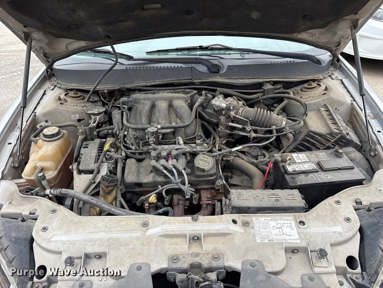 image for item FB8485 2005 Ford Taurus 