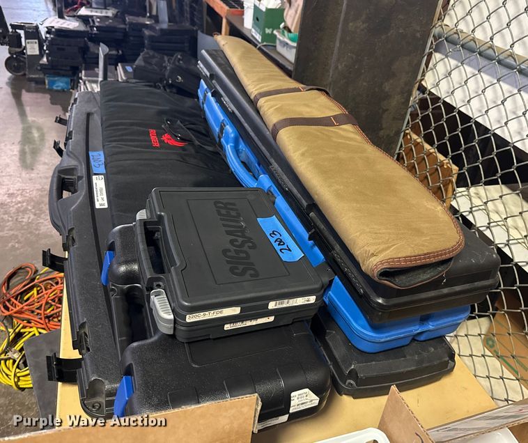 image for item FB8493 (6) rifle cases