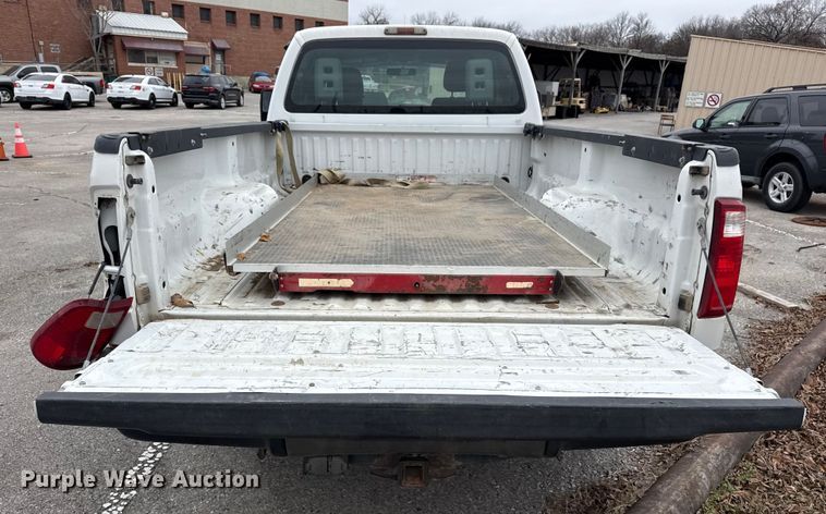 image for item FB8494 2011 Ford F250 Super Duty Ext. Cab pickup truck