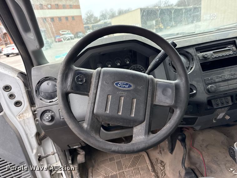 image for item FB8494 2011 Ford F250 Super Duty Ext. Cab pickup truck