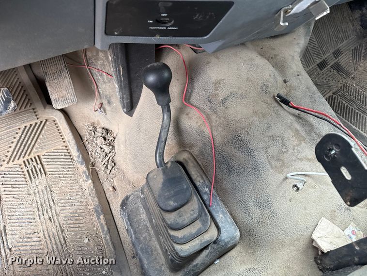 image for item FB8494 2011 Ford F250 Super Duty Ext. Cab pickup truck