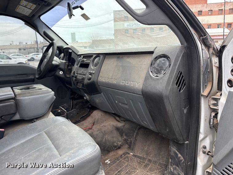 image for item FB8494 2011 Ford F250 Super Duty Ext. Cab pickup truck