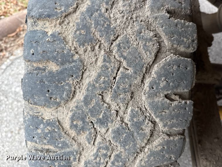 image for item FB8494 2011 Ford F250 Super Duty Ext. Cab pickup truck