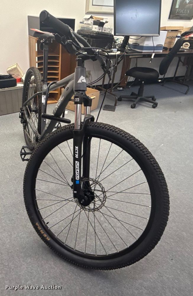 image for item FB8497 Ozark Trail mountain bike