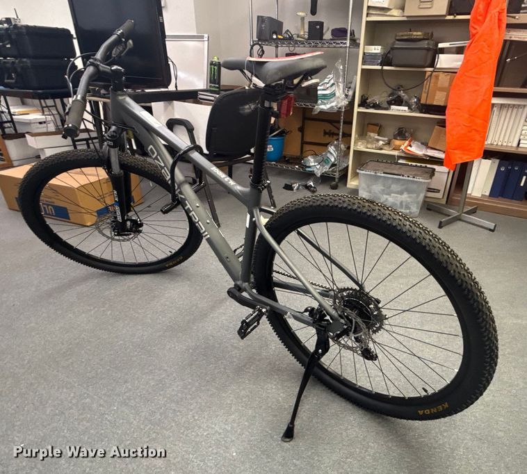 image for item FB8497 Ozark Trail mountain bike