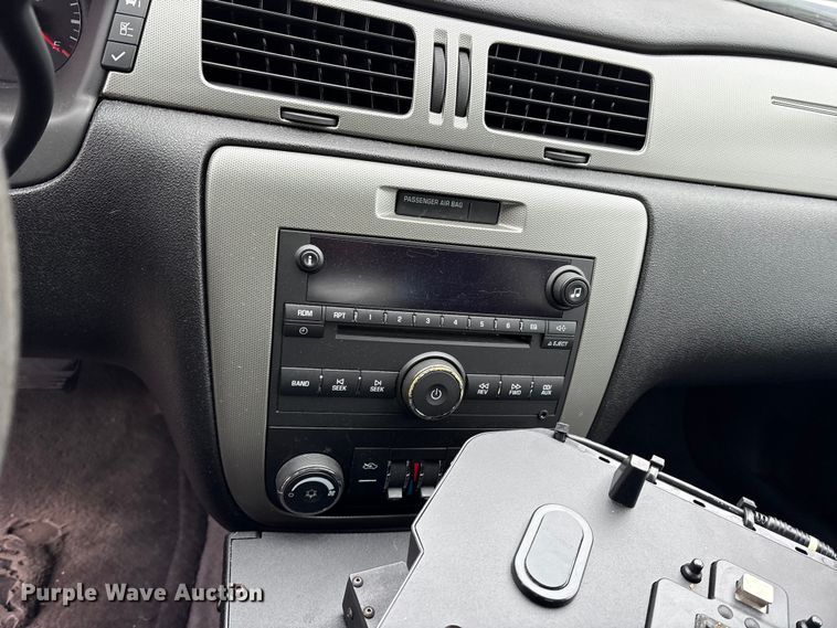 image for item FB8499 2010 Chevrolet Impala Police Cruiser 