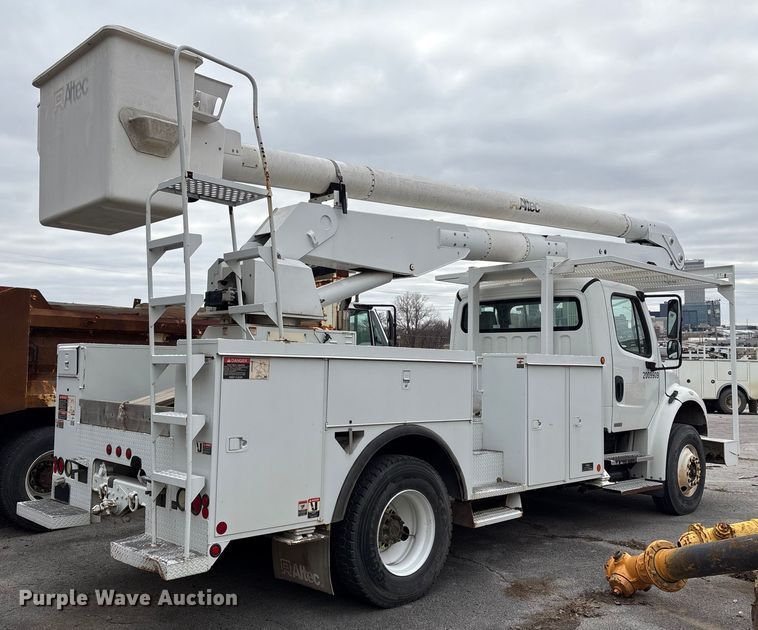 image for item FB8500 2009 Freightliner Business Class M2 bucket truck