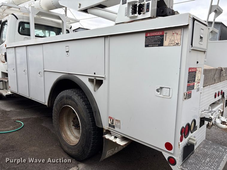 image for item FB8500 2009 Freightliner Business Class M2 bucket truck