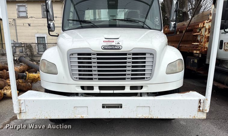 image for item FB8500 2009 Freightliner Business Class M2 bucket truck