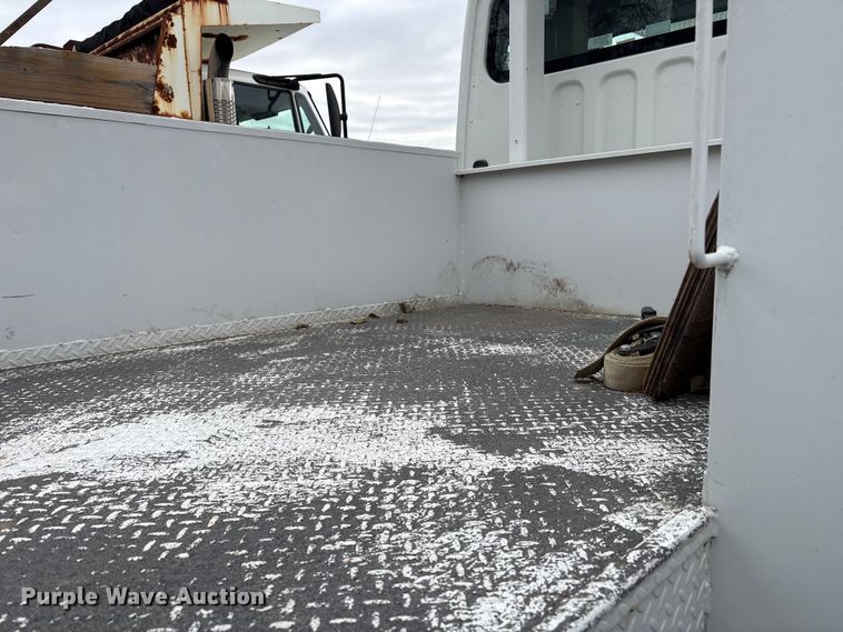 image for item FB8500 2009 Freightliner Business Class M2 bucket truck