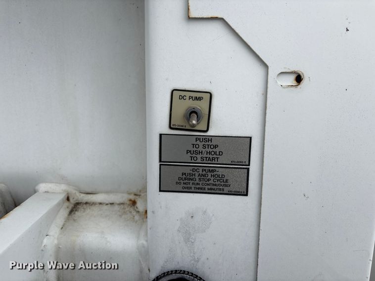 image for item FB8500 2009 Freightliner Business Class M2 bucket truck