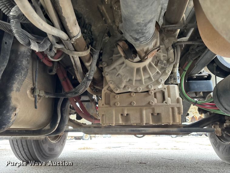 image for item FB8500 2009 Freightliner Business Class M2 bucket truck