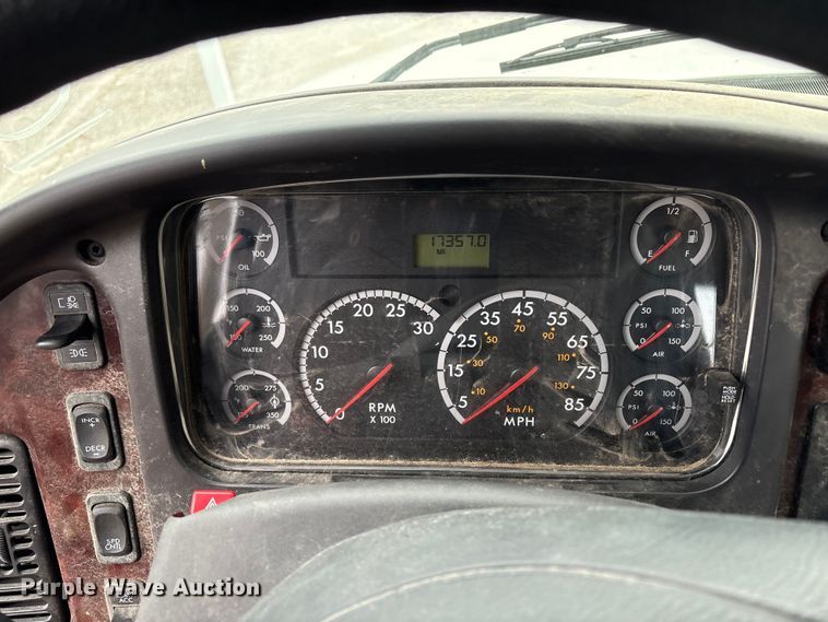 image for item FB8500 2009 Freightliner Business Class M2 bucket truck