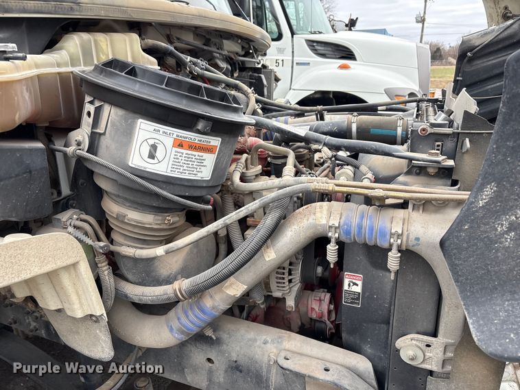 image for item FB8500 2009 Freightliner Business Class M2 bucket truck