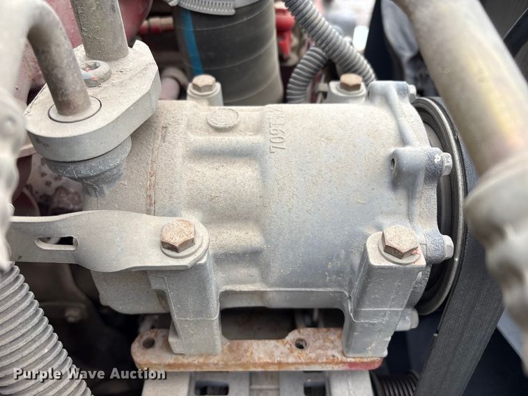 image for item FB8500 2009 Freightliner Business Class M2 bucket truck