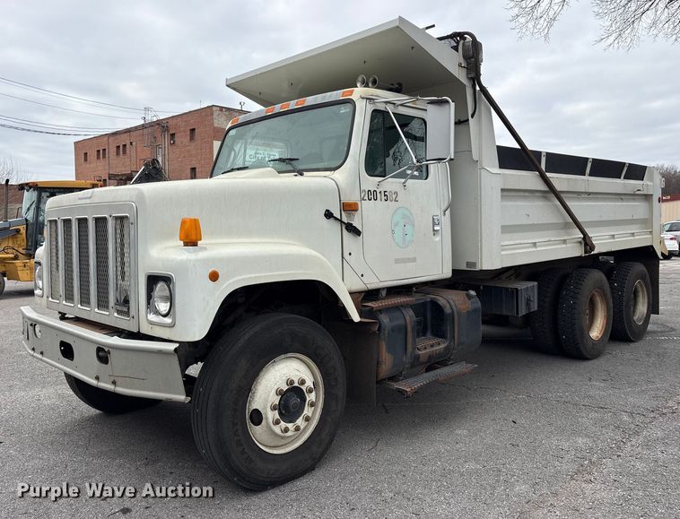 image for item FB8501 2001 International 2254 dump truck