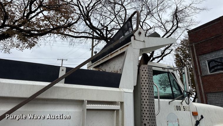 image for item FB8501 2001 International 2254 dump truck