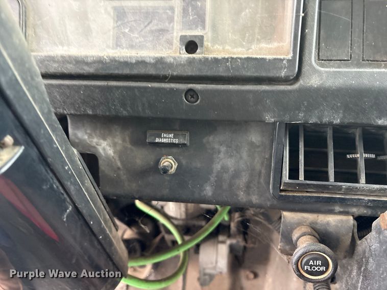 image for item FB8501 2001 International 2254 dump truck